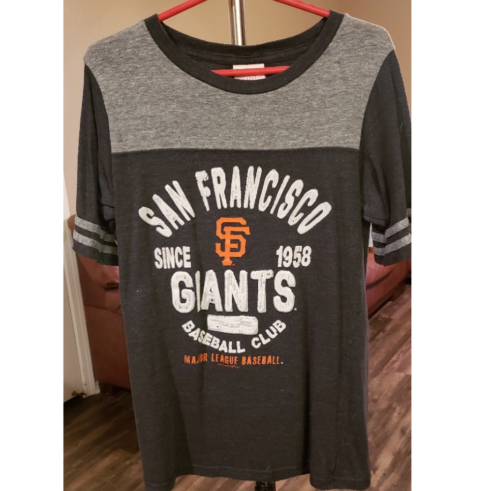 SF Giants Womens Top